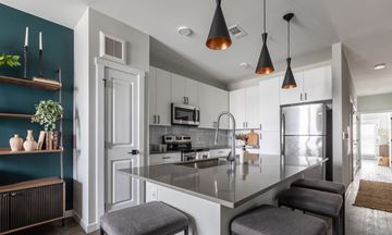 Denver apartment for rent - Ladora Modern Apartments