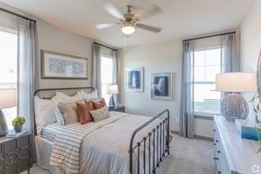 Spring Hill apartment for rent - Modern Bedroom at The Columns on Main, Spring Hill, 37174