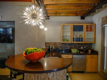 Longview apartment for rent - A bowl of fruit sits on a table in a modern kitchen.