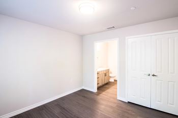 Resilient flooring