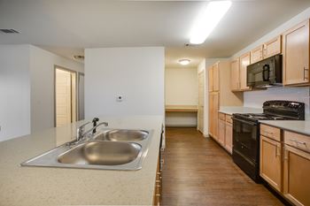 Energy-star rated appliances & fixtures