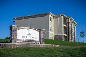 Kerrville apartment for rent - The Reserves is a housing development by Holdsworth.