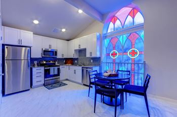 Energy-star rated appliances & fixtures