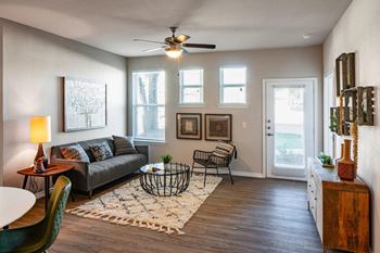 Vinyl flooring throughout