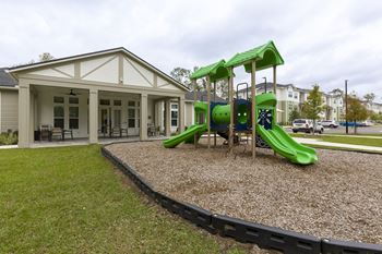 Emery cove apartments | tallahassee, fl | playground
