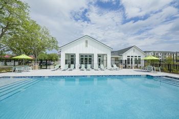 Swimming pool with deck