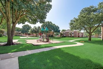 The park at wintergreen apartments | desoto, tx | jogging path