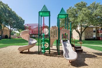 The park at wintergreen apartments | desoto, tx | playground