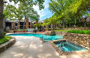 Fort Worth apartment for rent - Horizons at Sunridge Pool