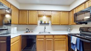 Dallas apartment for rent - Hilton Head Apartments Kitchen