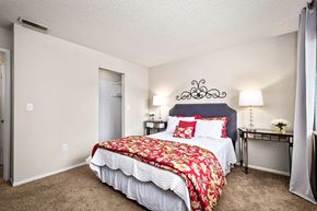 Jacksonville apartment for rent - Woodlake Park Bedroom