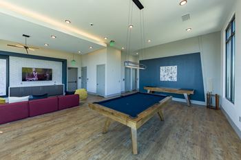 Lofts at brooklyn downtown jacksonville fl | lounge