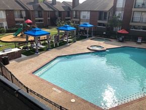 Houston apartment for rent - Parque at Bellaire Pool with Sundeck