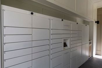 Package locker system