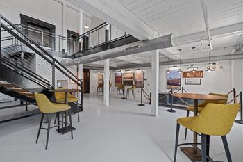 Gallery lounge