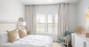 Bradenton apartment for rent - Hue Watercolor Place | Bradenton, FL