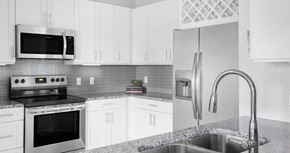 Bradenton apartment for rent - Hue Watercolor Place | Bradenton, FL