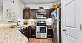 Woodstock apartment for rent - Park at Towne Lake | Woodstock, GA