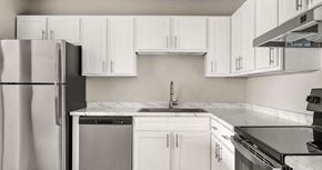 Burnsville apartment for rent - The Woods of Burnsville | Burnsville, MN