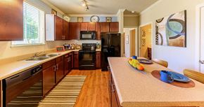 San Marcos apartment for rent - Parkway Grande | San Marcos, TX