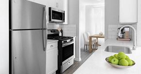 Gurnee apartment for rent - Preserve at Osprey Lake | Gurnee, IL Community