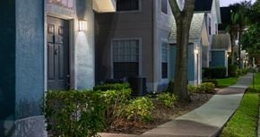 Ocoee apartment for rent - a sidewalk in front of a building