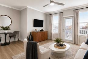 Suwanee apartment for rent - Suwanee, GA Apartments - Artisan Station - upgraded interiors