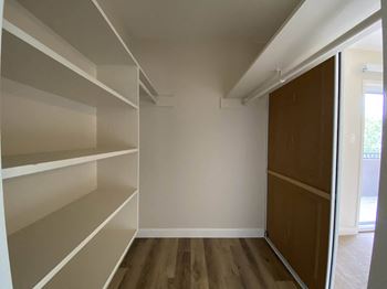 Walk in closet