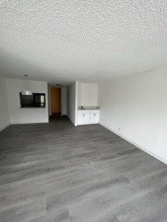 Santa Monica apartment for rent - Living Room with Hard Floor