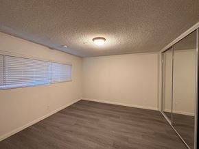 Los Angeles apartment for rent - Bedroom with Hard Floors and Mirrored Wardrobe Closet