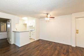 Los Angeles apartment for rent - Dining Room with Hardwood Floors and Fan