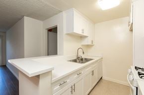 Los Angeles apartment for rent - Kitchen with White Appliances and White Cabinets
