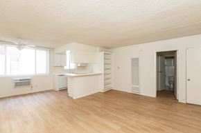 Los Angeles apartment for rent - Living Room with Hardwood Floors