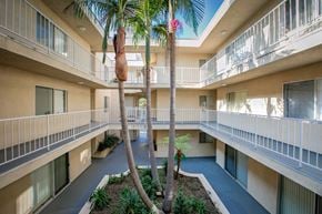Los Angeles apartment for rent - Apartment Building in Los Angeles Courtyard