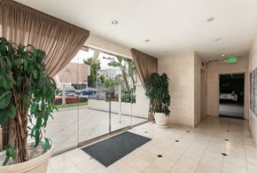 Los Angeles apartment for rent - Apartment Building in Los Angeles Lobby