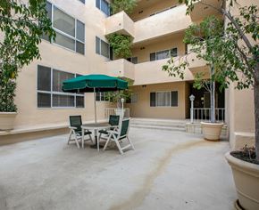 Los Angeles apartment for rent - Apartment Building in Los Angeles Courtyard