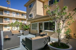 Los Angeles apartment for rent - Apartment Building in Los Angeles Courtyard