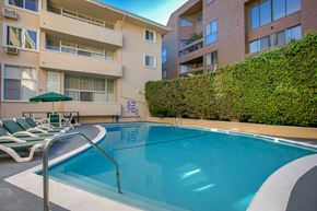 Los Angeles apartment for rent - Apartment Building in Los Angeles Pool