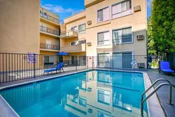 Los Angeles apartment for rent - our apartments have a large pool for residents to enjoy
