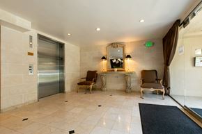 Los Angeles apartment for rent - Apartment Building in Los Angeles Lobby