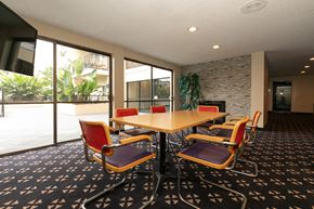 Los Angeles apartment for rent - Apartment Building in Los Angeles Conference Room