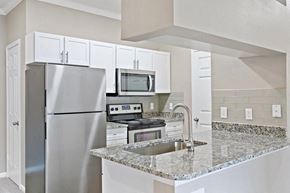 Austin apartment for rent - Beautiful Updated Kitchens at Ventana Oaks Apartments, Austin, Texas