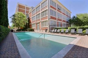 Dallas apartment for rent - Pool at Deep Ellum Lofts in Deep Ellum, Dallas, Texas, TX