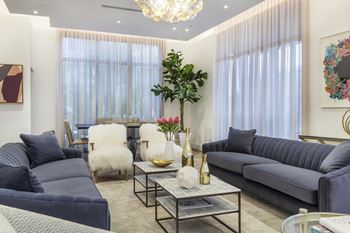 Resident entertainment lounge