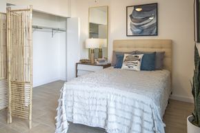 Miami apartment for rent - Bedroom at Blue Lagoon 7, Miami