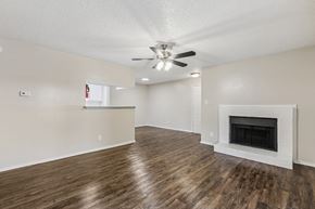 Denton apartment for rent - Camino del Sol in Dallas TX Madrid Living Room