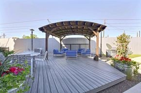 Dallas apartment for rent - Community Deck at 3333 Elm Street Lofts in Deep Ellum, Dallas, Texas, TX
