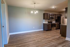 Lakeland apartment for rent - Lakeland Grand Apartments Kitchen and Dining Room