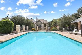 Austin apartment for rent - Pool at On the Green in Austin, TX