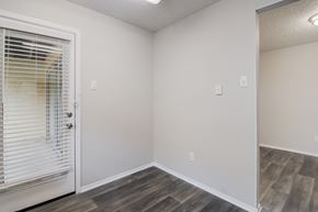 Dallas apartment for rent - Dining Room at Preston Villas Apartment Homes, Dallas, Texas, TX